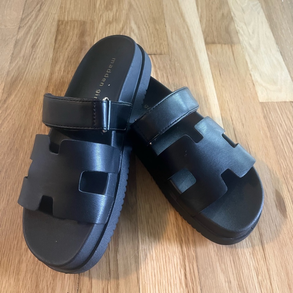 New without tags. Madden Girl black sandals 6.5